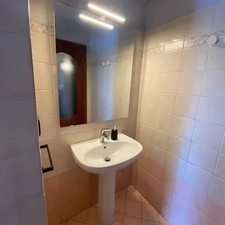 Апартаменты J & D House